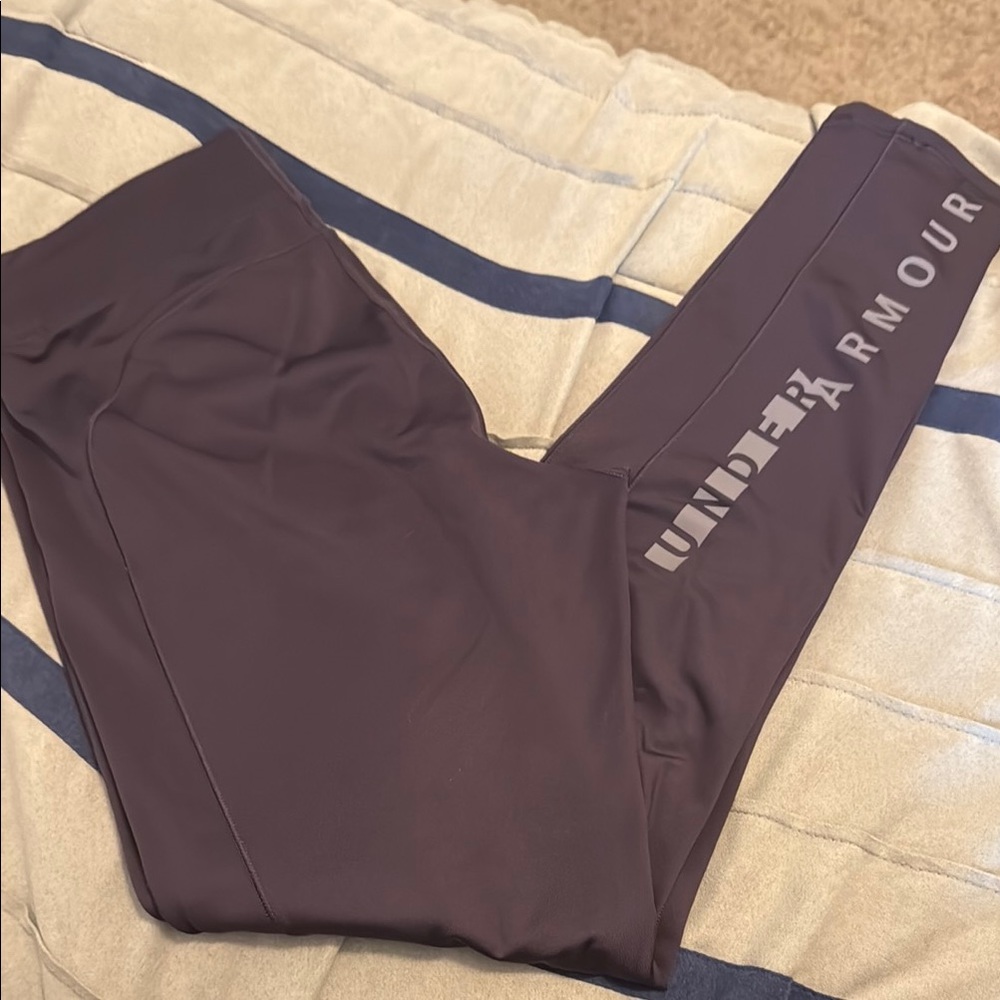 Under Armour Eggplant Leggings